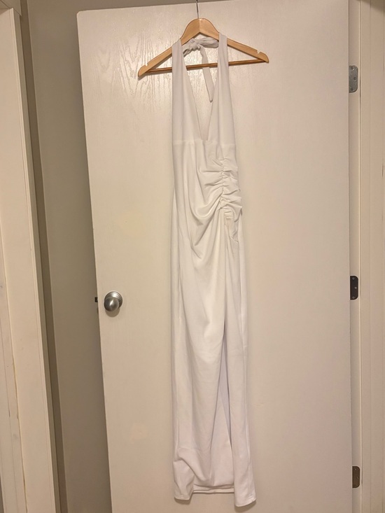 Dresses & Skirts - NWT Babyboo Melani Maxi Dress